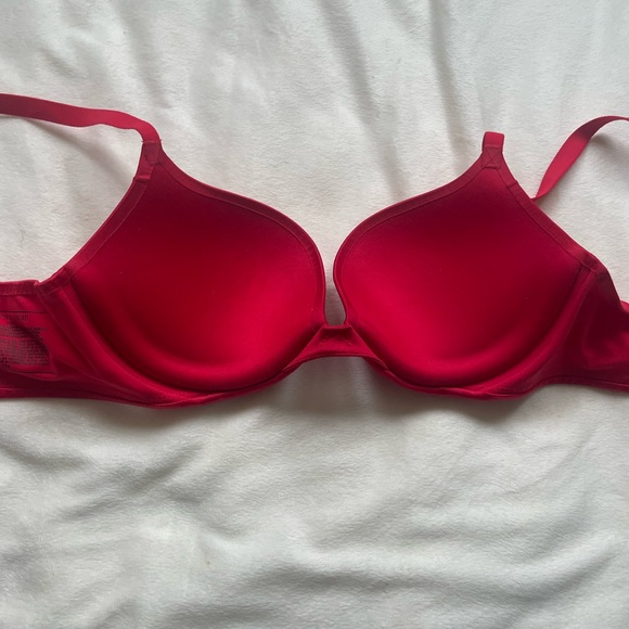 Victoria’s Secret Push Up bra - Picture 5 of 6